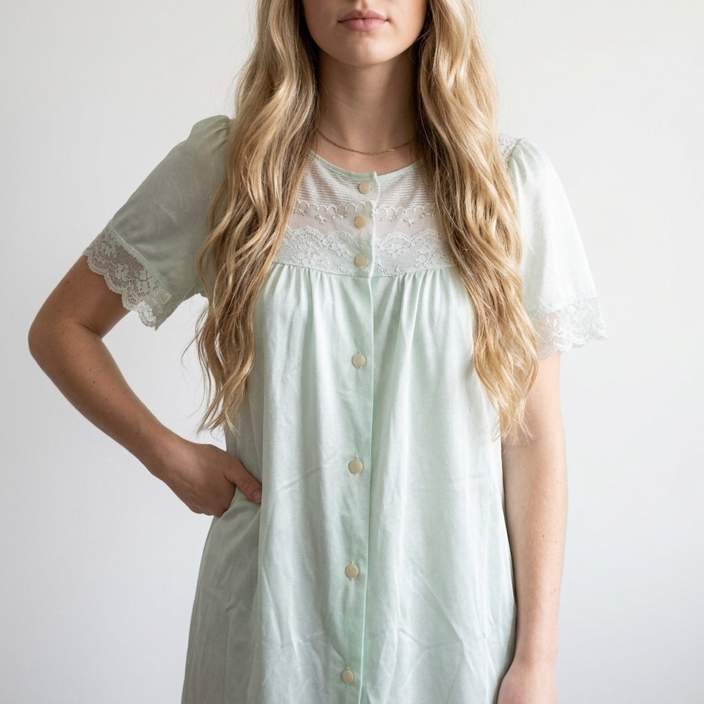 vintage Katz babydoll cottagecore grandmacore whimsical romantic lace nightgown